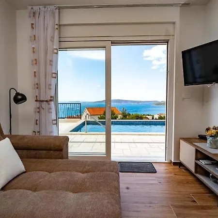 Villa Hill Seget Donji-trogir *