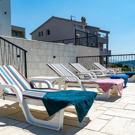 Hill Seget Donji-trogir Villa