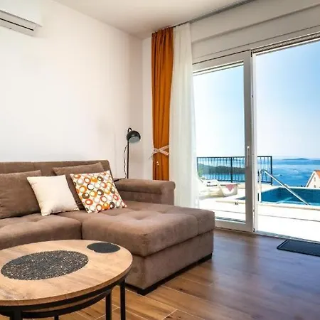 Hill Seget Donji-trogir *