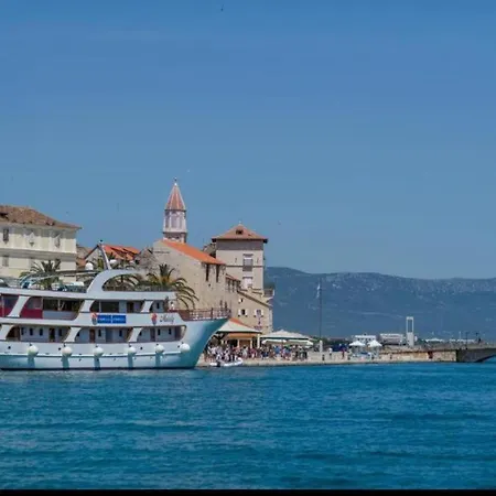 Hill Seget Donji-trogir * Seget Donji