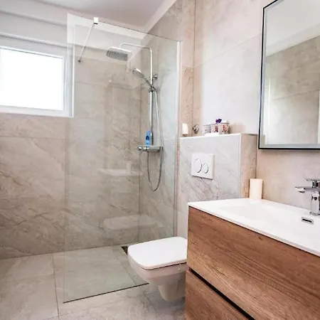 Hill Seget Donji-trogir Villa